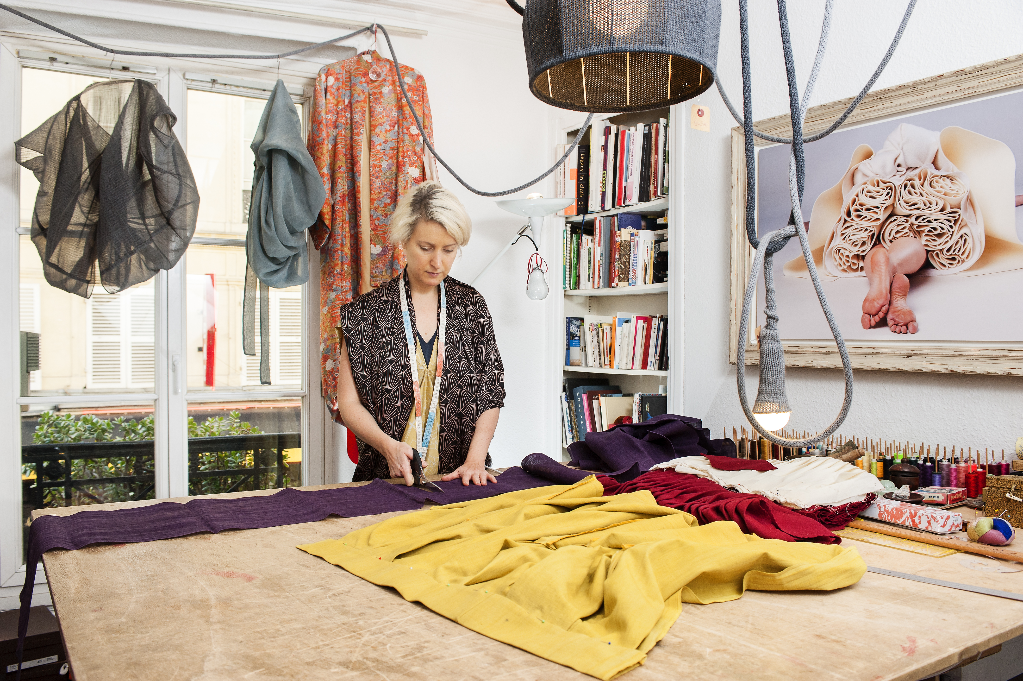 Marie Labarelle - Atelier - La coupe